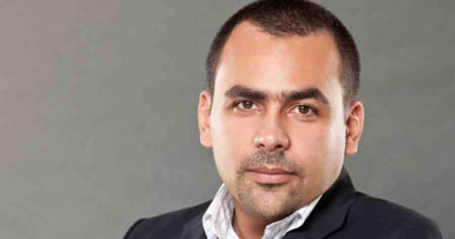 يوسف الحسيني لـ«السيسي»: الشارع لن يقف بجانبك لو قررت التدخل البري في «عدن» 1 يوسف-الحسينى_0