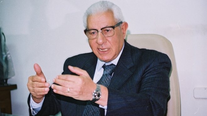 الأعلى للإعلام يمنع بث برنامجي «ملعب الزمالك» و«صح النوم» 1 «الأعلى للإعلام» يعقب على قرار النائب العام
