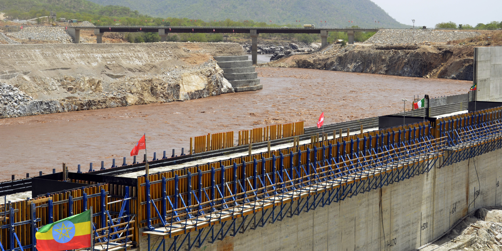 إثيوبيا تستدعي السفير المصري 1 ETHIOPIA-NILE-DAM-ELECTRICITY-EGYPT-SUDAN