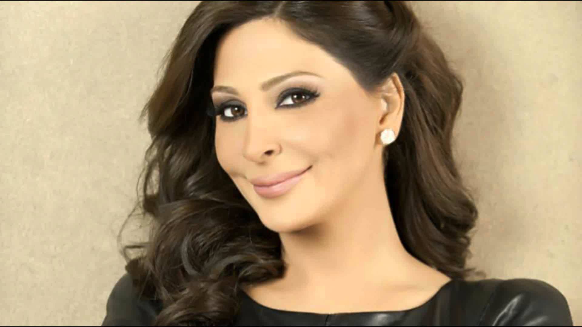 إليسا تتغزل بمحمد صلاح في كأس الأمم الأفريقية 1 كأس الأمم الأفريقية
