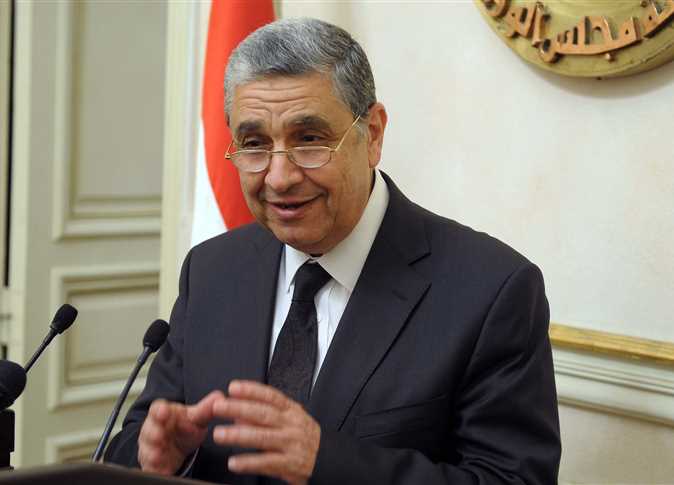 وزير الكهرباء يعلن دخول القطاع الخاص في الطاقة