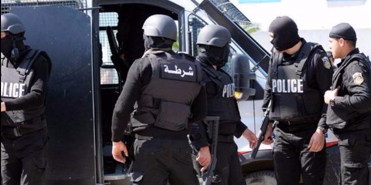 مواد مخدرة وأسلحة وهاربين من تنفيذ أحكام .. أمن الشرقية يشن حملة لضبط المخالفين 1 أمن الشرقية يشن حملة لضبط المخالفين