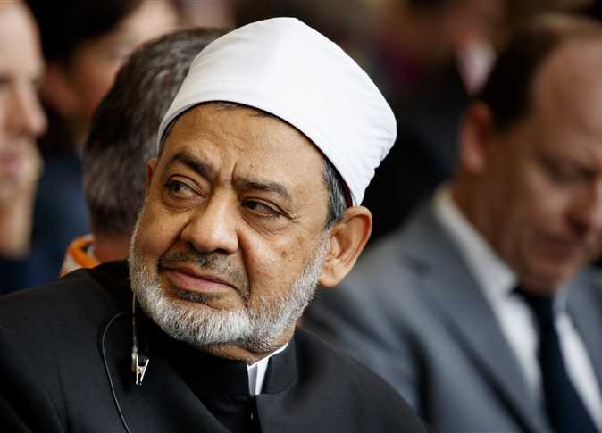 شيخ الأزهر عن تهنئة المسيحيين بأعيادهم: كيف أجاز الله الزواج منهم 1 شيخ الأزهر عن تهنئة المسيحيين بأعيادهم