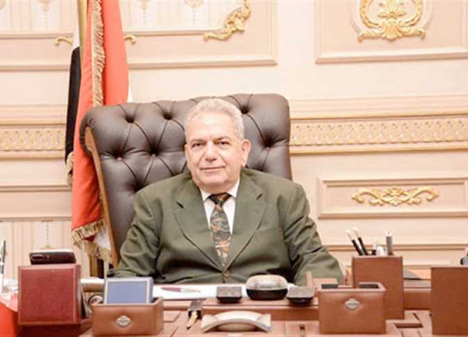رئيس مجلس القضاء الأعلى يتبرع بـ100 ألف جنيه لـ«تحيا مصر» 1 رئيس مجلس القضاء الاعلي