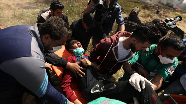 3 قتلى و250 جريحا فلسطينيا بمواجهات غزة بجمعة الكاوتشوك 1 جمعة الكاوتشوك