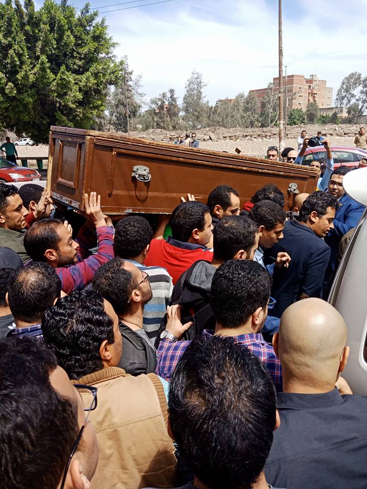 صور جنازة أحمد خالد توفيق 8 جنازة أحمد خالد توفيق