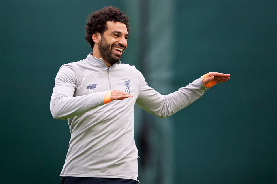 محمد صلاح ينشر صورة له وهو يتابع هذا المسلسل 1 ليفربول يوافق على انتقال محمد صلاح لريال مدريد