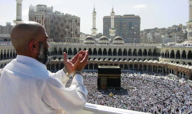 غرامة 50 ألف ريال والسجن 6 أشهر للمعتمرين المتأخرين عن مغادرة السعودية 1 نتيجة الفائزين بالحج السياحي