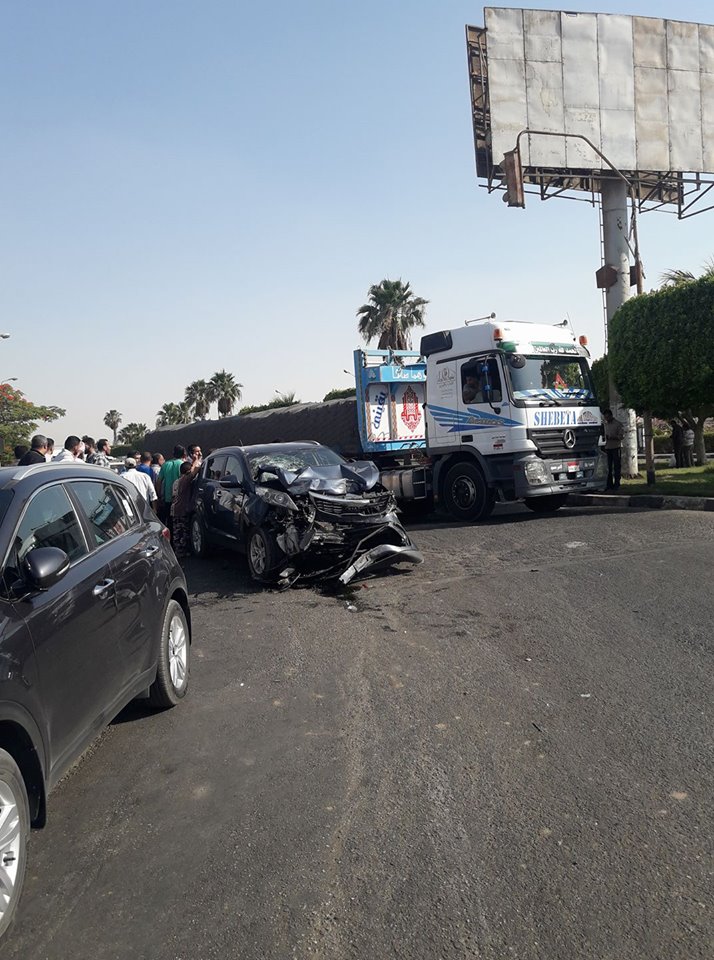 حادث مروع في العاشر من رمضان وعشرات الإصابات 2 حادث مروع في العاشر من رمضان