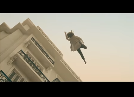 صدمة شقيقة سعاد حسني من تمثيل لحظة وفاة السندريلا في مسلسل عوالم خفية 1 تمثيل مشهد انتحار سعاد حسني في عوالم خفية