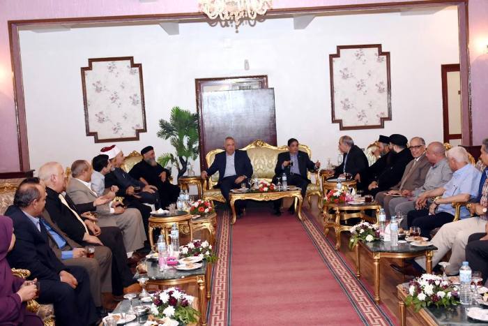 مائدة إفطار محافظ الشرقية تجمع رجال الدين الإسلامي والمسيحي والشباب 2 مائدة إفطار محافظ الشرقية