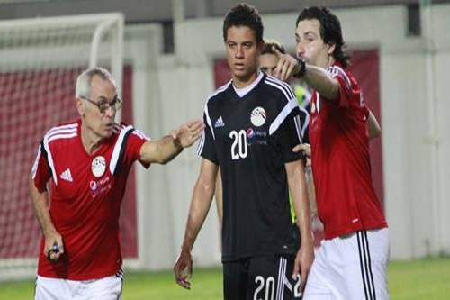 قرار عاجل من اتحاد الكرة ضد سعد سمير بسبب الحركة المشينة في تدريب المنتخب 1 سعد سمير
