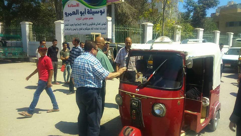 ضبط مخالفين التعريفة الجديدة بفاقوس 2 رئيس مركز ومدينة فاقوس يضبط المخالفين للتعريفة الجديدة