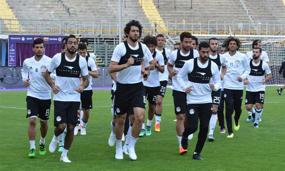 تحذير شديد من اللجنة المنظمة لكأس العالم قبل مباراة مصر وأوروجواي 1 تحذير شديد قبل مباراة مصر وأوروجواي