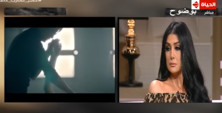 غادة عبدالرازق تروي تفاصيل أصعب مشهد لها في مسلسل ضد مجهول 1 غادة عبدالرازق تروي تفاصيل غسل ابنتها في مسلسل ضد مجهول
