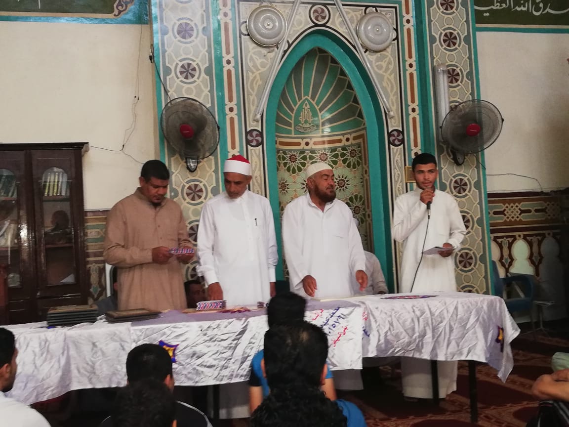 تكريم حفظة القرآن الكريم في مركز أبوكبير 2 تكريم حفظة القرآن الكريم في مركز أبوكبير