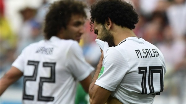 دموع وحسرة لاعبي منتخب مصر بعد الخسارة من السعودية 1 دموع وحسرة لاعبي منتخب مصر