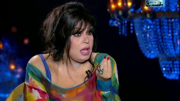 فيفي عبده تثير الجدل من جديد على السوشيال ميديا 1 فيفي عبده