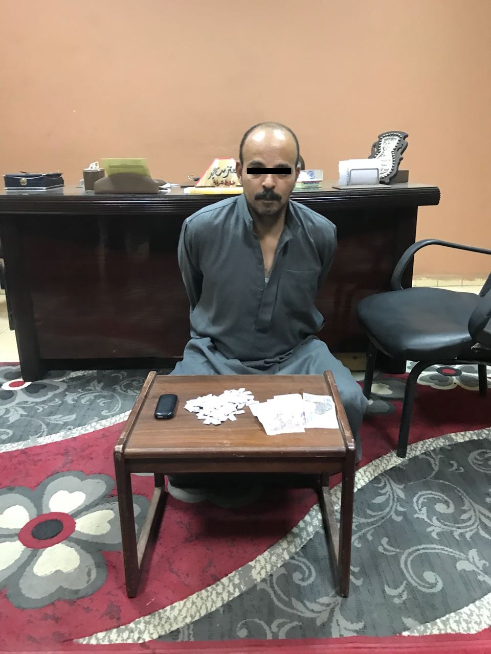 مباحث منيا القمح تتمكن من ضبط «بدوي» قبل ترويجه الهيروين 1 مباحث منيا القمح تتمكن من ضبط «بدوي»