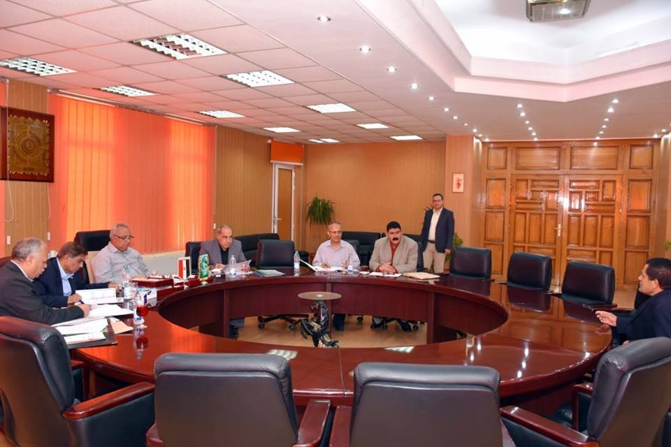 محافظ الشرقية يترأس لجنة لإختيار مدير عام للشئون الإقتصادية بالديوان العام 1 محافظ الشرقية يترأس لجنة لإختيار مدير عام
