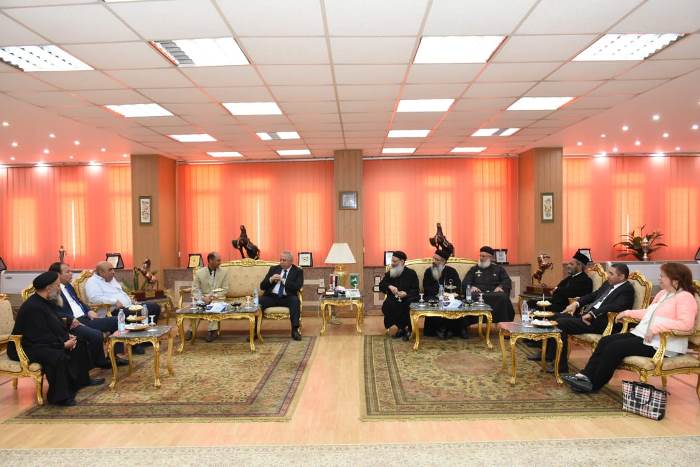 محافظ الشرقية يستقبل مدير الأمن وأعضاء مجلس النواب لتهنئته بعيد الفطر 1 محافظ الشرقية يستقبل مدير الأمن وأعضاء مجلس النوابمحافظ الشرقية يستقبل مدير الأمن وأعضاء مجلس النواب