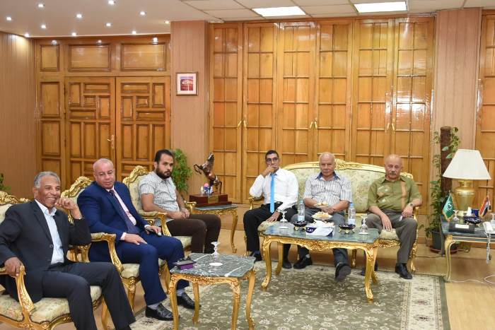 محافظ الشرقية يستقبل مدير الأمن وأعضاء مجلس النواب لتهنئته بعيد الفطر 2 محافظ الشرقية يستقبل مدير الأمن وأعضاء مجلس النواب