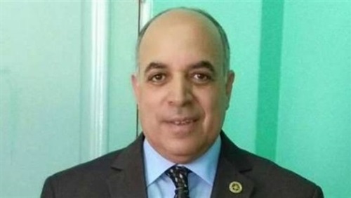 القبض على رئيس مصلحة الجمارك لتقاضيه رشوة مليون جنيه 1 رئيس مصلحة الجمارك