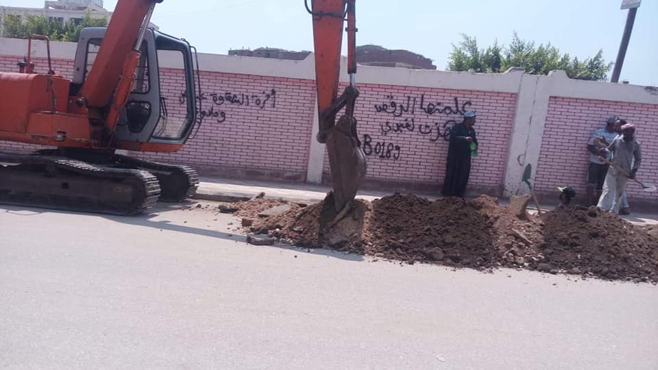 أهالي الحسينية يستغيثون بمحافظ الشرقية بسبب رصف الطرق كل أسبوعين 3 أهالي الحسينية يستغيثون بمحافظ الشرقية