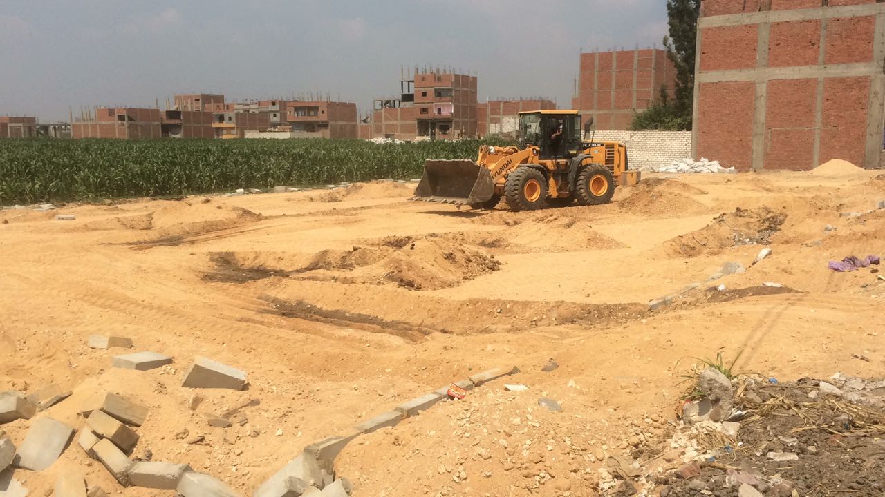 إزالة ملعب على مساحة 4 قيراط بالزقازيق 1 إزالة ملعب على مساحة 4 قيراط بالزقازيق