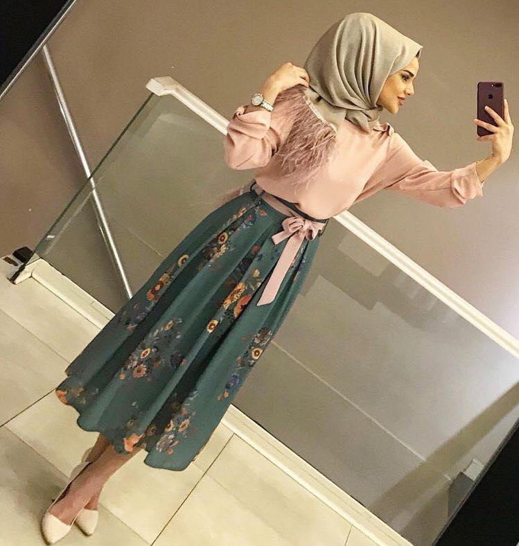 بلوزات للجيبات