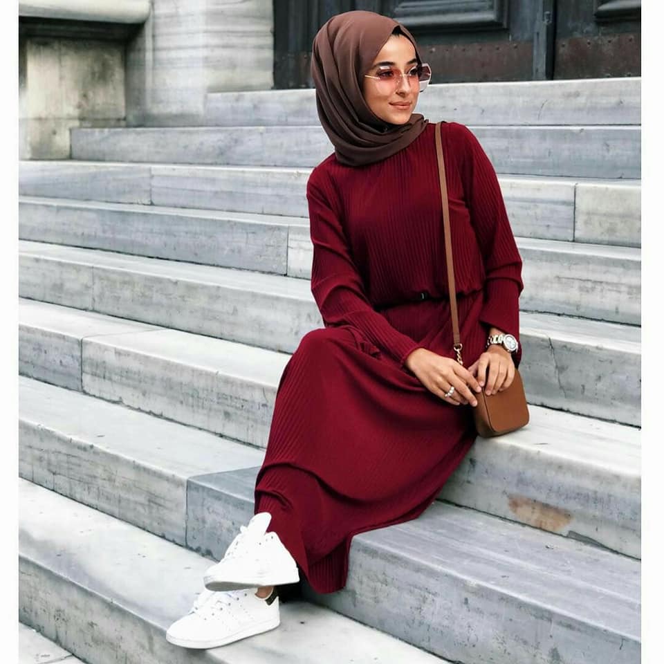 فساتين محجبات بألوان موضة 2018 للتفصيل 38 دريسات محجبات