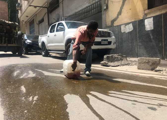 سائل أحمر يغمر تابوت الإسكندرية 1 سائل أحمر يغمر تابوت الإسكندرية