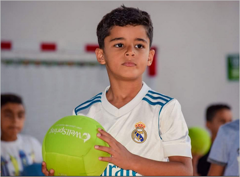طفل الشروق الذي عاد لأهله