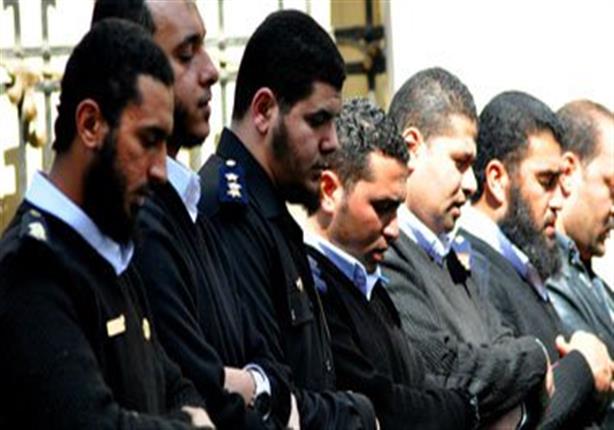 لماذا أعادت المحكمة الإدارية العليا الضباط الملتحين للعمل؟ 1 لماذا أعادت المحكمة الإدارية العليا الضباط الملتحين