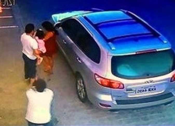 لحظة اغتيال محامي شهير على يدل مجهول