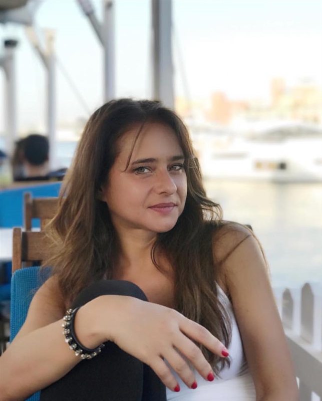 نيللي كريم تثير الجدل بعد إطلالتها الأخيرة ع البحر 6 نيللي كريم تثير الجدل بعد إطلالتها