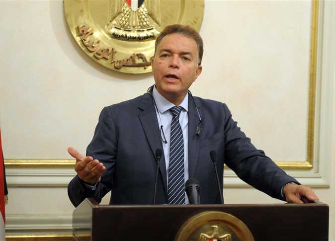 وزير النقل: المواطن سيرى نقلة نوعية فى خدمات السكة الحديد قبل نهاية 2019 1 وزير النقل عن نقلة في السكة الحديد