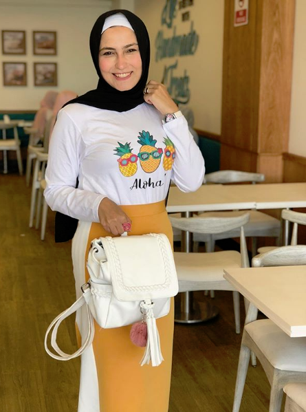 نصائح ذهبية لاختيار إطلالتك الجامعية من وفاء عز الدين 34 موديلات وفاء عز الدين
