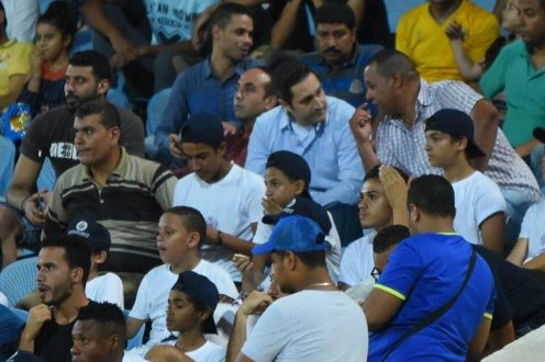 علاء مبارك يساند الإسماعيلي من المدرجات وغضب رواد فيس بوك 2 علاء مبارك يساند الإسماعيلي من المدرجات