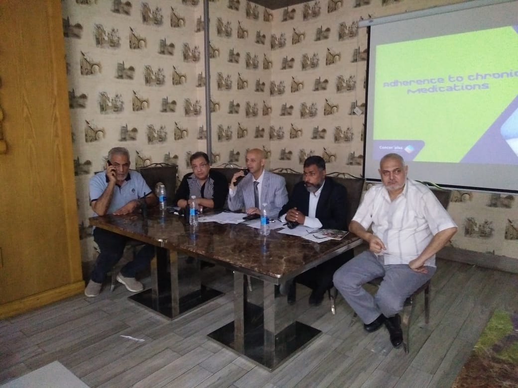 وكيل صحة الشرقية يجتمع بمديري العنايات المركزة بمستشفيات المحافظة 1 وكيل صحة الشرقية يجتمع بمديري العنايات المركزة