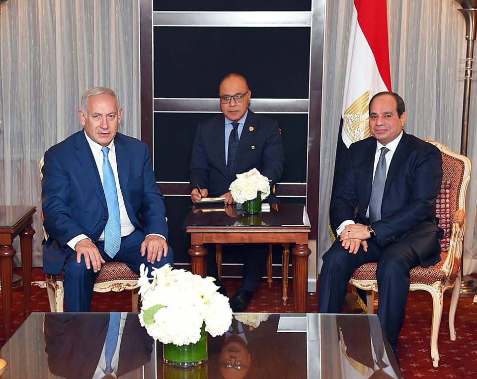 السيسى: مصر منفتحة على تعزيز الحوار بين الشعوب بمختلف أطيافها ومذاهبها 1 السيسي