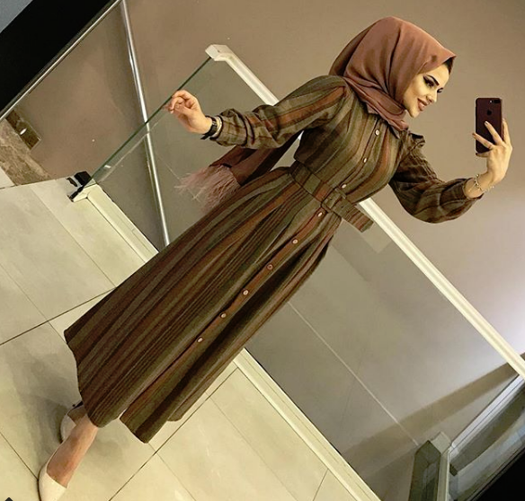 فساتين محجبات خريف وشتاء 2018 - 2019 2 فساتين 2019 للمحجبات شتوى