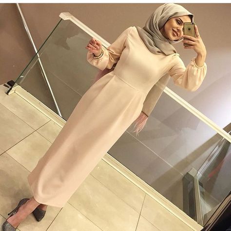 فساتين محجبات خريف وشتاء 2018 - 2019 46 فساتين محجبات خريف وشتاء 2018 - 2019
