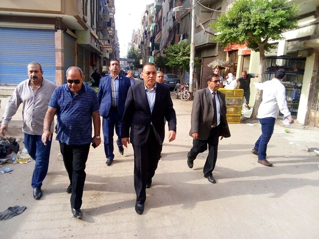 محافظ الشرقية يتفقد شوارع الزقازيق ويشدد على إزالة المخالفات 2 الشرقية يتفقد شوارع الزقازيق ويشدد على إزالة المخالفات 3