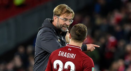 محمد صلاح يتسبب في هجوم كلوب على شاكيري 1 محمد صلاح يتسبب في هجوم كلوب على شاكيري