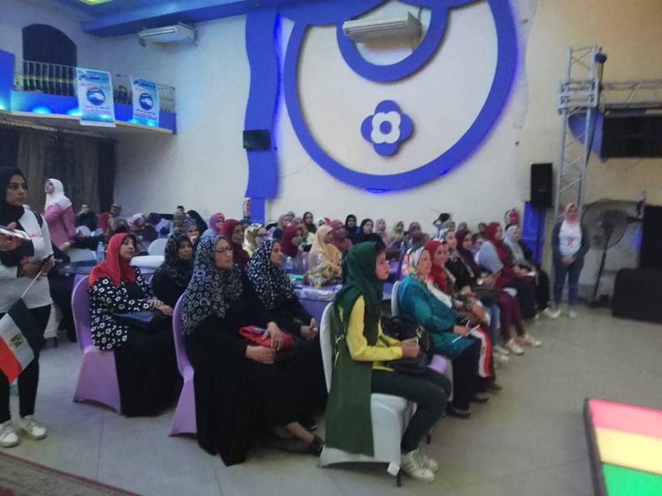 مستقبل وطن يواصل ندوات «إحنا معاكي» للتوعية ضد سرطان الثدي بالزقازيق 4 مستقبل وطن يواصل ندوات للتوعية ضد سرطان الثدي بالزقازيق