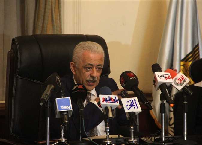 وزير التعليم يكشف موعد توزيع التابلت على طلاب الثانوية العامة 1 موعد توزيع التابلت على طلاب الثانوية العامة