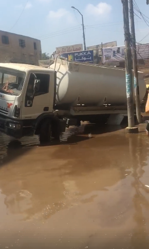 مياه الصرف الصحي تغرق شارع فاروق بالزقازيق 2 مياه الصرف الصحي تغرق شارع فاروق بالزقازيق (1)