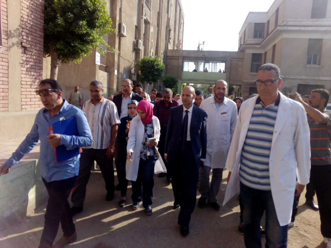 وكيل وزارة الصحة بالشرقية يزور مستشفى فاقوس 1 وكيل وزارة الصحة بالشرقية يزور مستشفى فاقوس