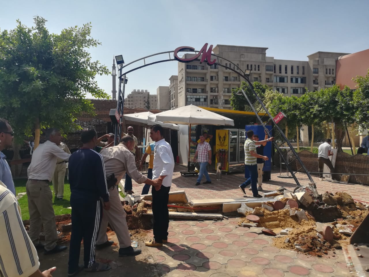 إزالة كافيه ومعلب في هذه المنطقة بالزقازيق 3 حملة إزالة المخالفات الزقازيق